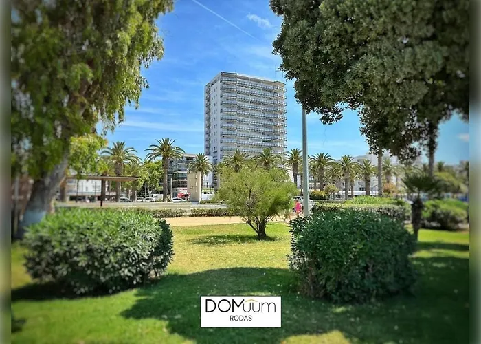 Domuum Holidays - Rodas Salou